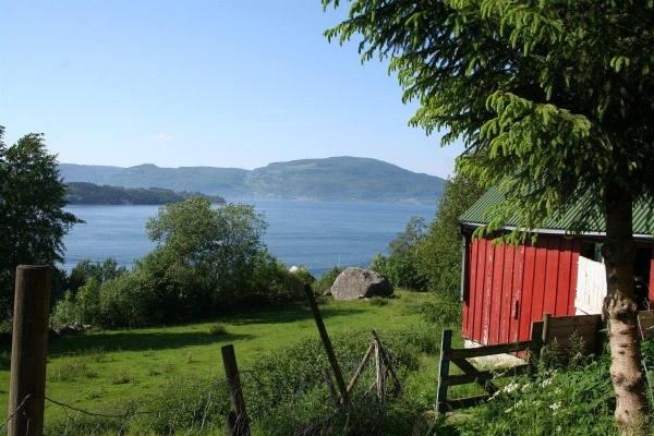 Utsiktstomt i Askvik med moglegheit for kjøp av båtplass, Hjelmeland